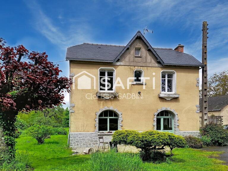 Belle propriété avec une maison des années 1950 et une longère aménagée en loft. Dépendances  avec boxes et plan d'eau et 1 hectare 7 de terrain — photo 1