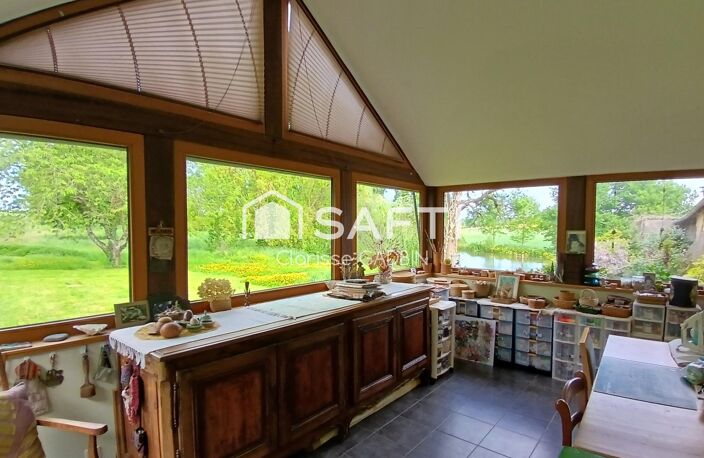 Belle propriété avec une maison des années 1950 et une longère aménagée en loft. Dépendances  avec boxes et plan d'eau et 1 hectare 7 de terrain — photo 4