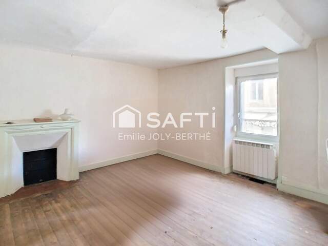 MAISON DE VILLAGE 98 M²? SECTEUR NEUILLY LE VENDIN / 53250 — photo du bien