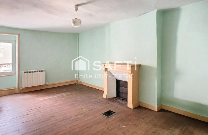 MAISON DE VILLAGE 98 M²? SECTEUR NEUILLY LE VENDIN / 53250 — photo 4
