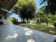 Maison familiale avec parc arboré et grand sous-sol — photo 2