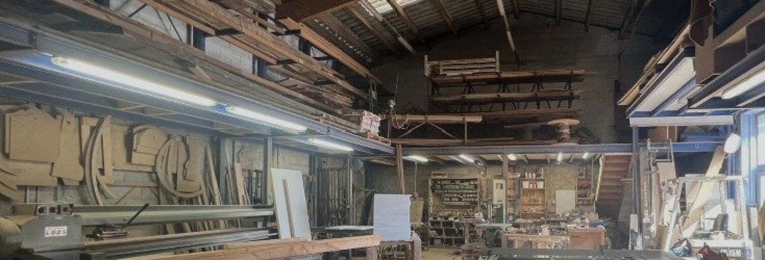 Immeuble  880 m² à vendre à Cogolin (83310)