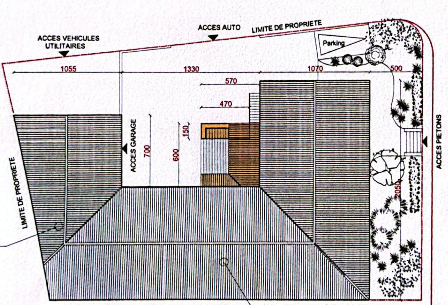 Immeuble de rapport valorisation + 10% ZA Cogolin — photo 1