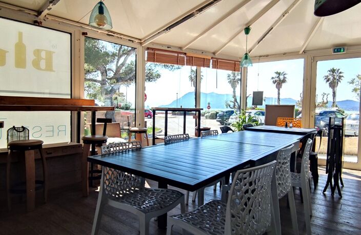 Vente Restaurant 150 m&sup2; — photo 2