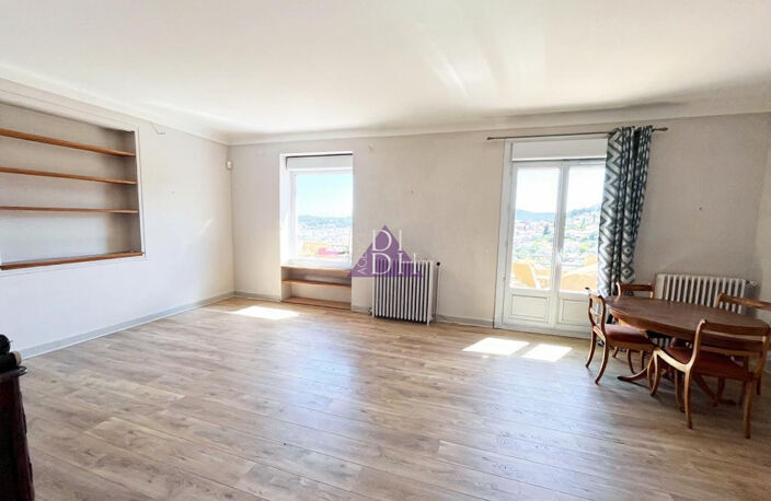 Secteur Paradis vue mer pour cette maison avec garage — photo 3