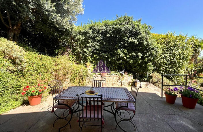 Secteur Paradis vue mer pour cette maison avec garage — photo 4