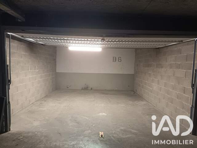 Vente Garage 23 m&sup2; — photo du bien