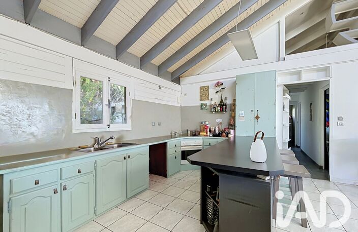 Vente Maison/villa 8 pièces — photo 2