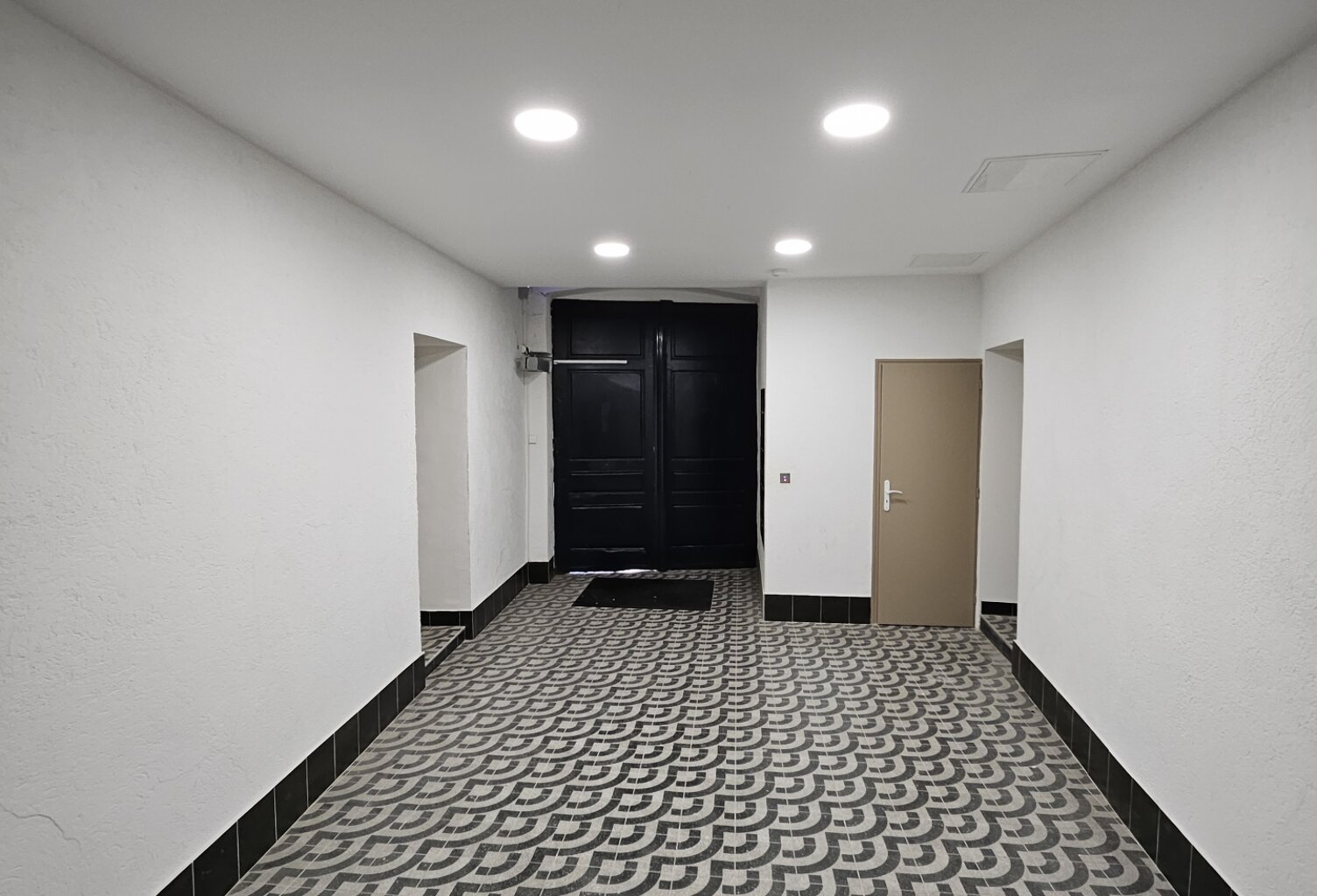 Vente Immeuble 600 m&sup2; — photo 1