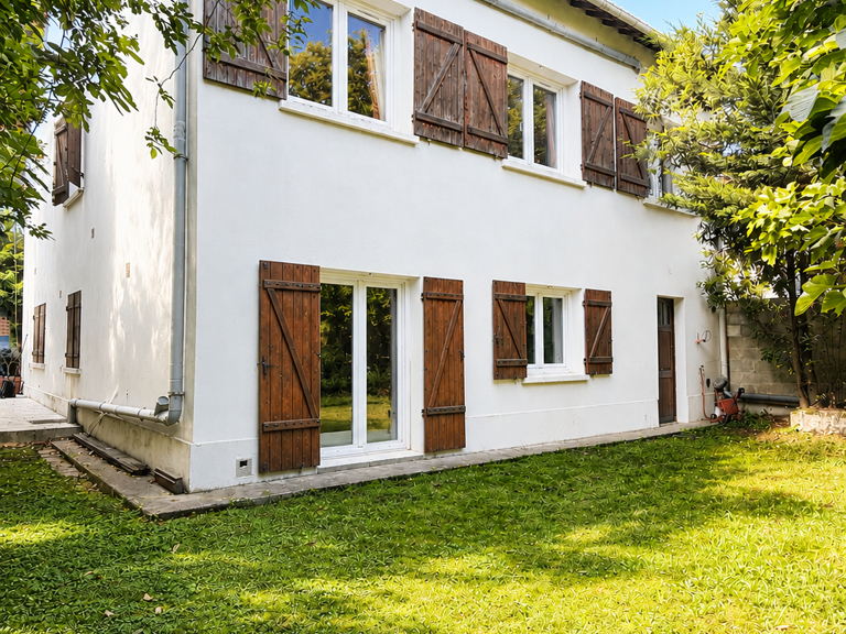 Vente Maison/villa 7 pièces — photo 1