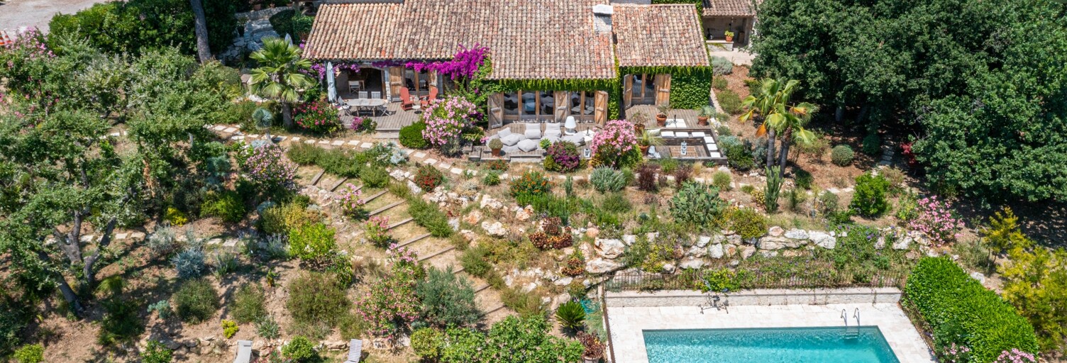 Maison 8 Pièces 244 m² à vendre à Tourrettes-sur-Loup (06140)