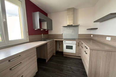 Appartement 3 pièces 690 €