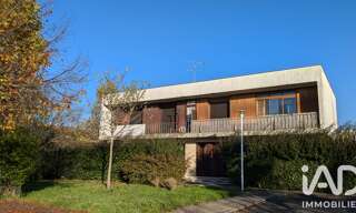 Immeuble  289 m² à vendre à Saint-Seurin-sur-l'Isle (33660)