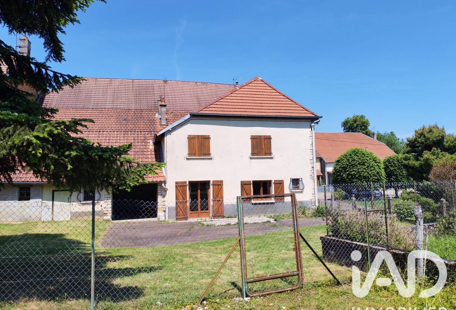 Vente Maison/villa 9 pièces — photo 1