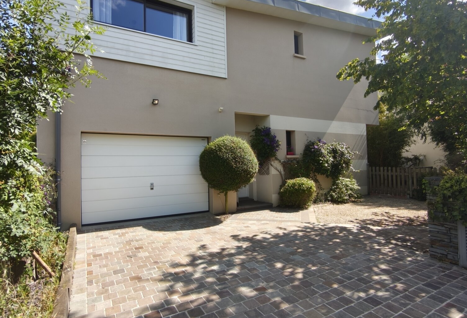 Vente Maison/villa 8 pièces — photo 1