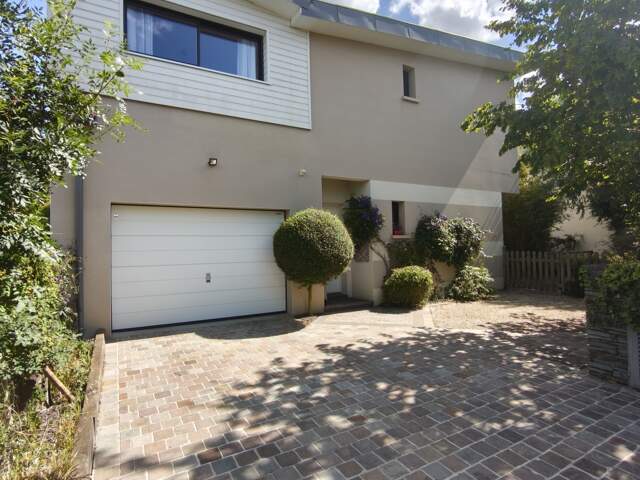 Vente Maison/villa 8 pièces — photo du bien
