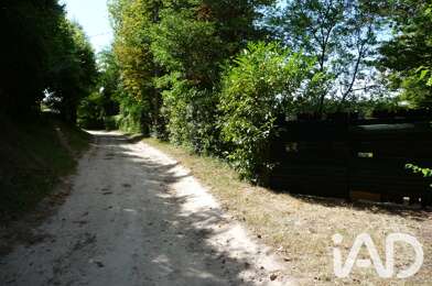 Terrain  252000 €