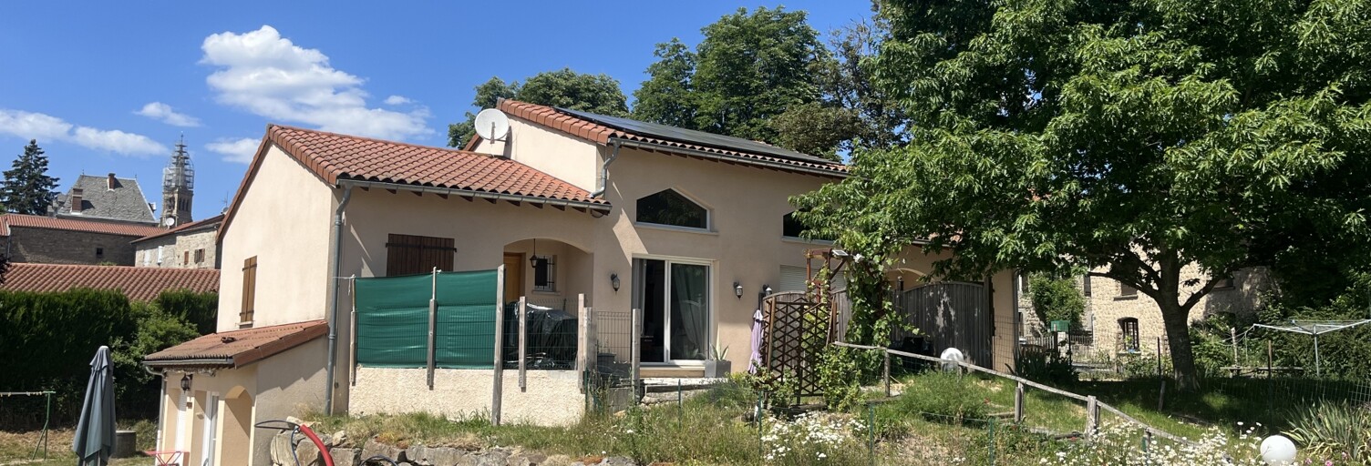 Maison 10 Pièces 225 m² à vendre à Lapte (43200)