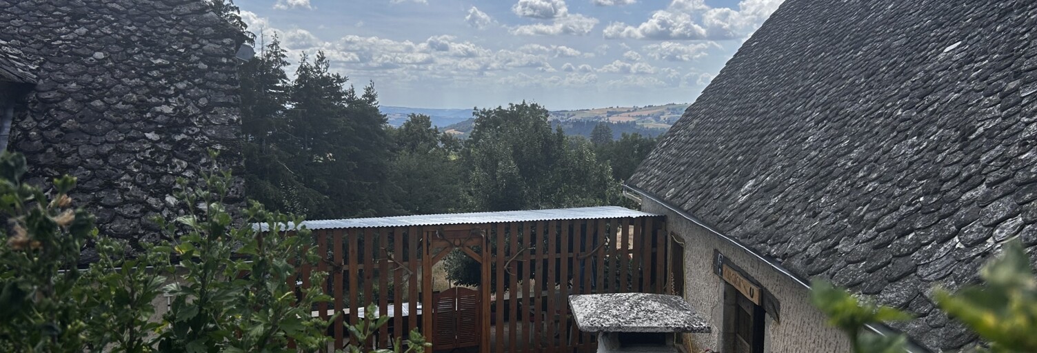 Maison 4 Pièces 70 m² à vendre à Cassaniouze (15340)
