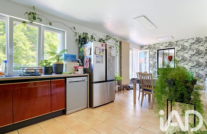 Vente Maison traditionnelle 8 pièces — photo 3