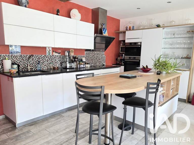 Vente Maison de village 8 pièces — photo 1