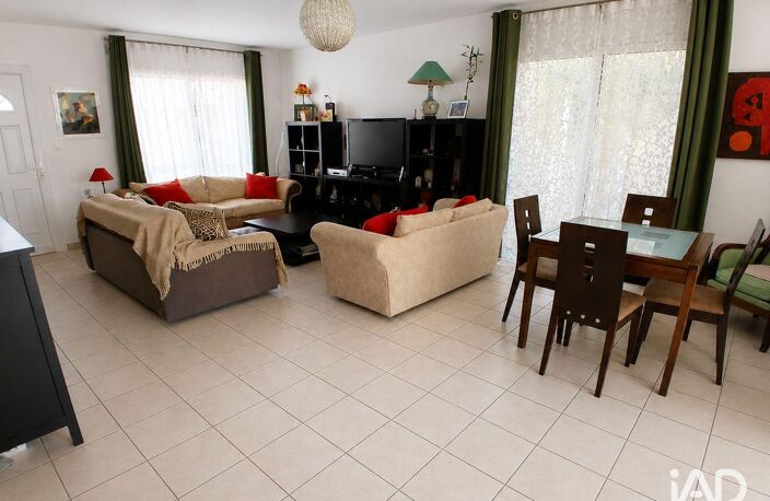 Vente Maison/villa 4 pièces — photo 2