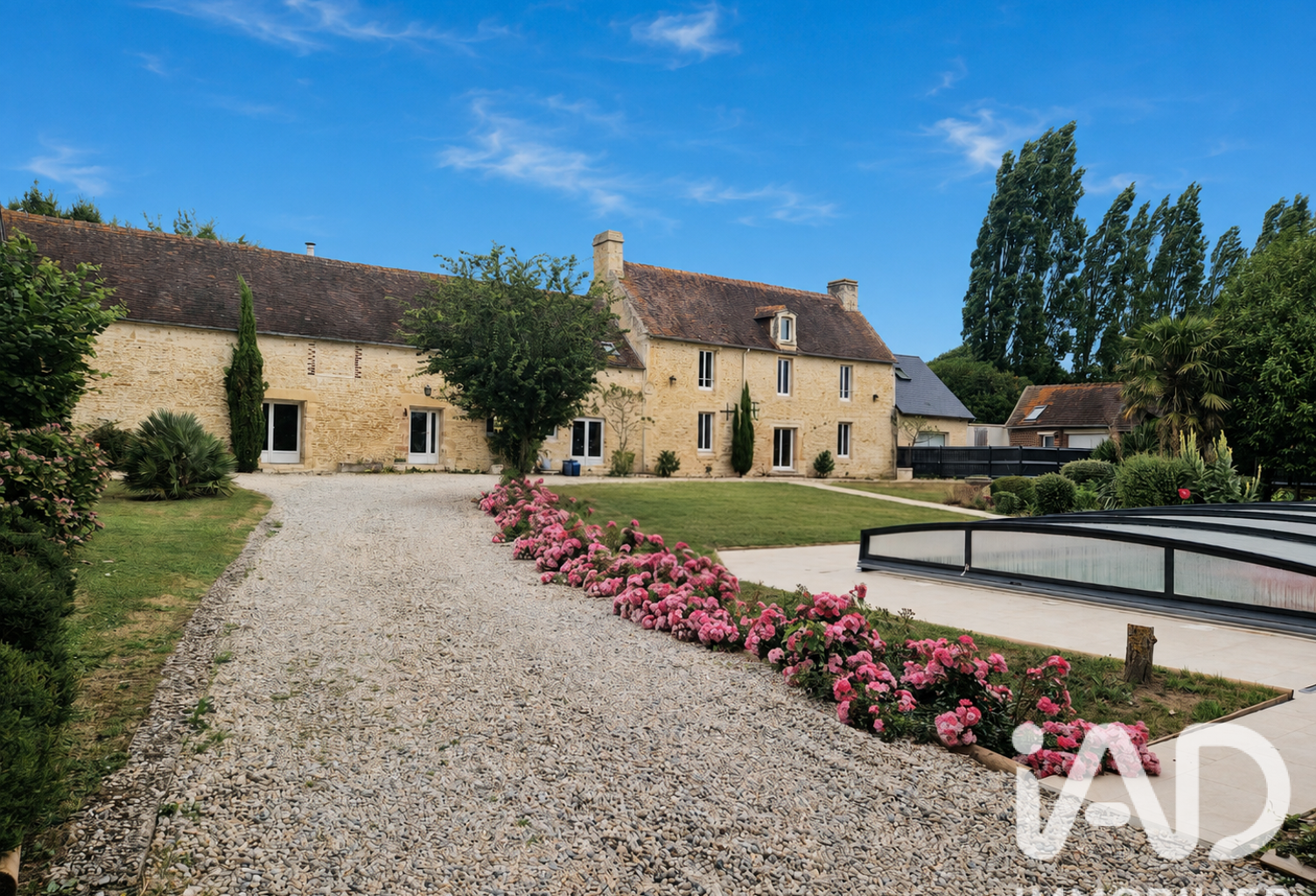 Vente Maison/villa 8 pièces — photo 1
