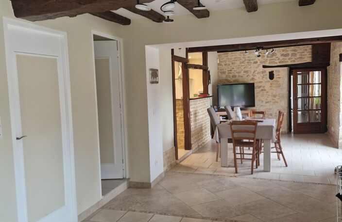 Vente Maison/villa 8 pièces — photo 3