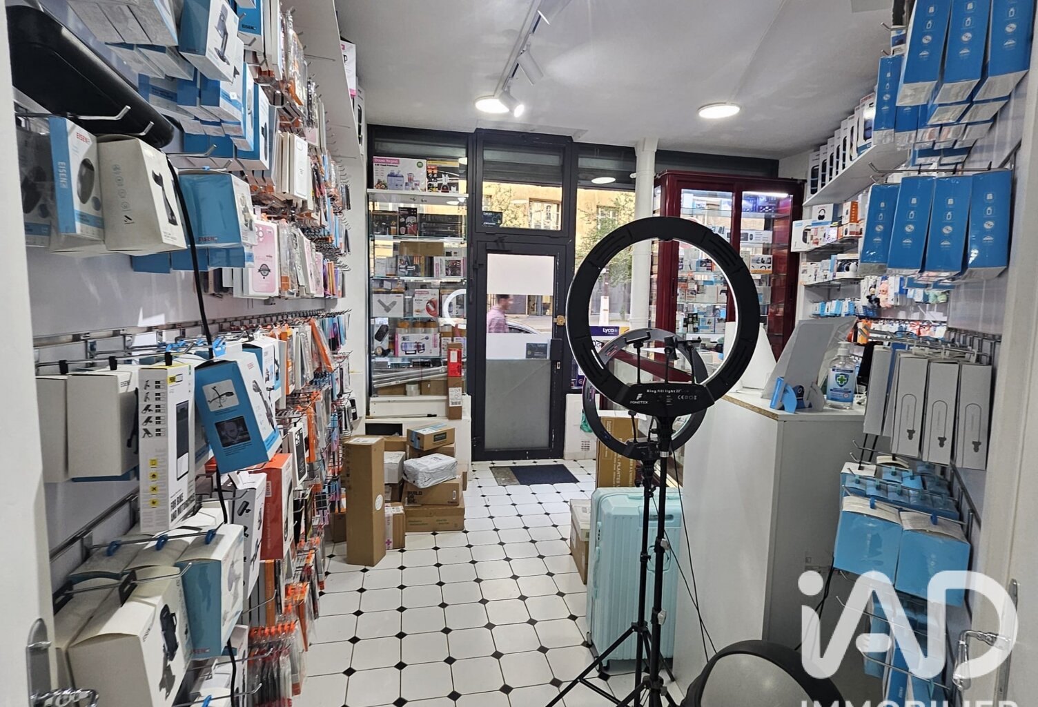 Vente Local commercial 48 m&sup2; — photo 1