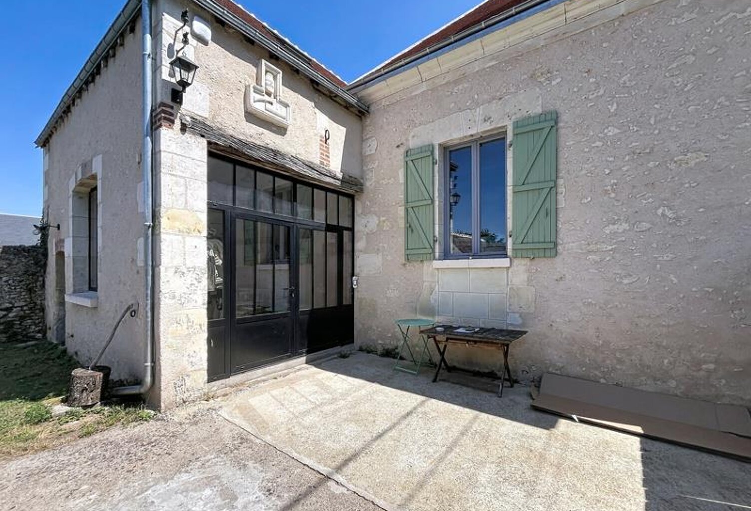 Maison en pierre de 5 pièces principales — photo 1