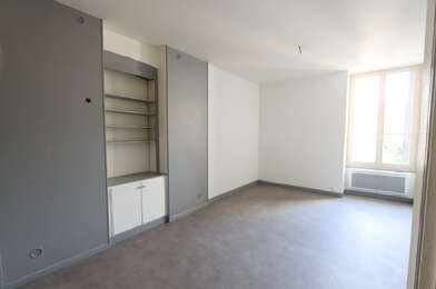 Appartement 3 pièces 480 €