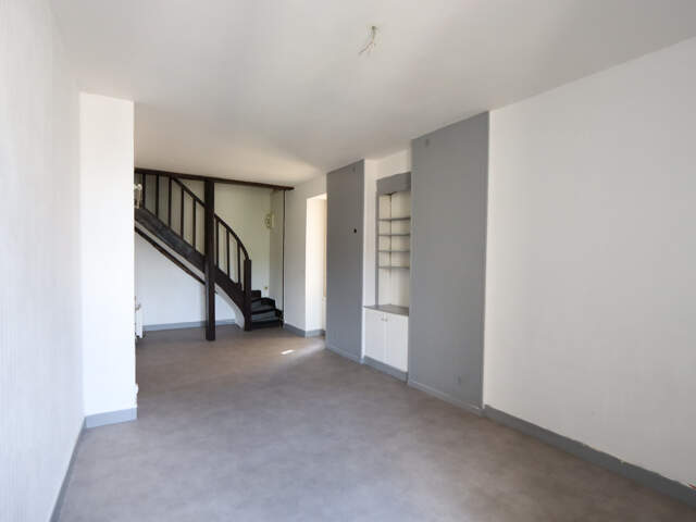 Grand T3 avec garage dans quartier historique — photo du bien
