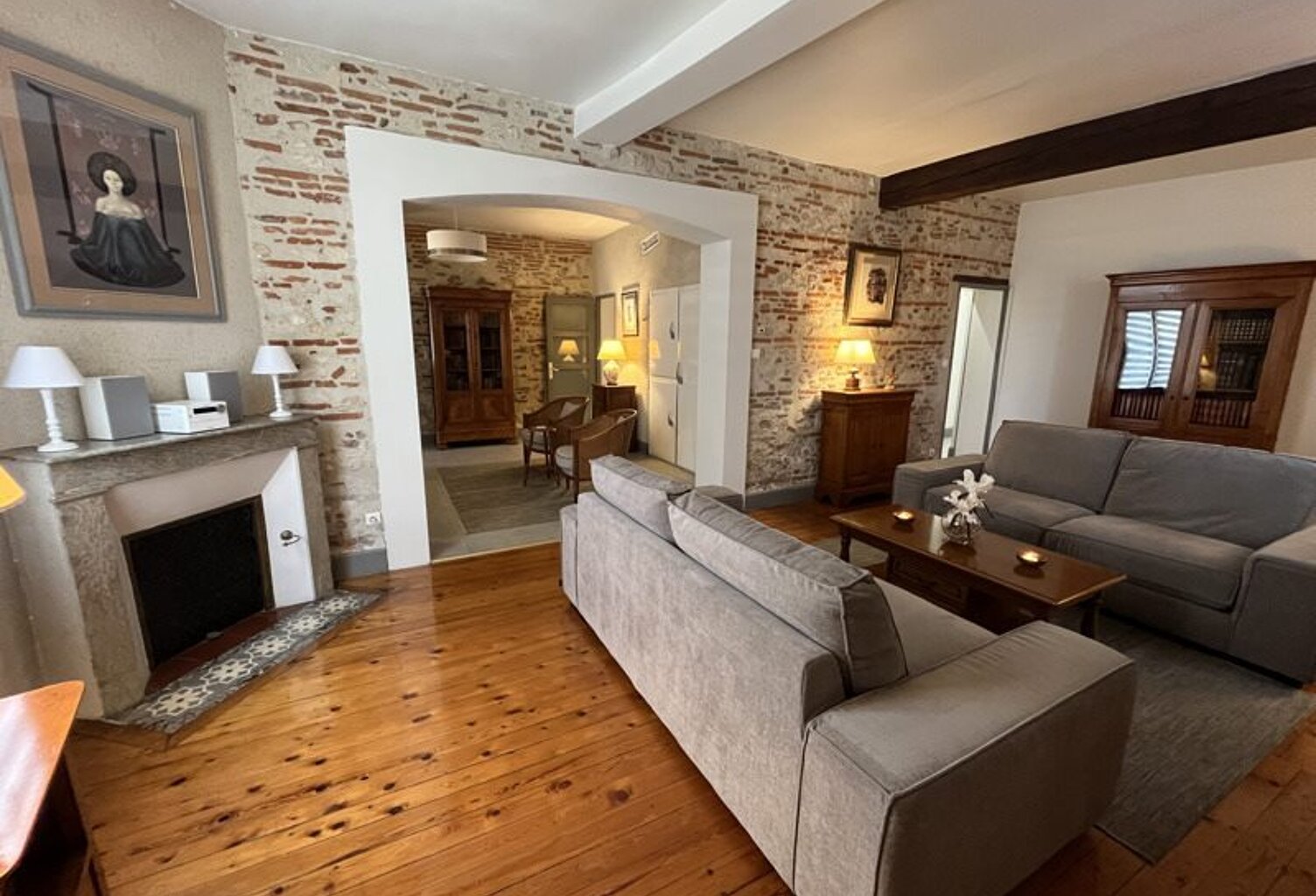 Maison de ville de 8 pièces principales — photo 1