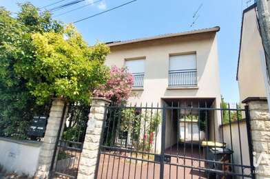 Appartement 3 pièces 916 €