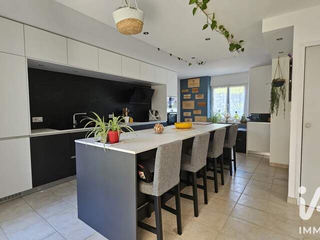 Vente Maison/villa 8 pièces — photo du bien