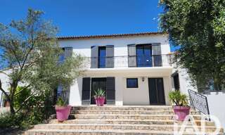 Maison 6 Pièces 182 m² à vendre à Saint-Sulpice-de-Royan (17200)