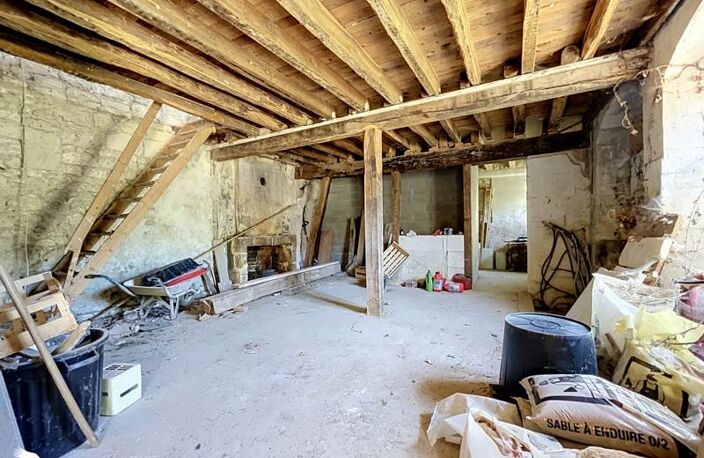 Maison en pierre de 10 pièces principales — photo 2
