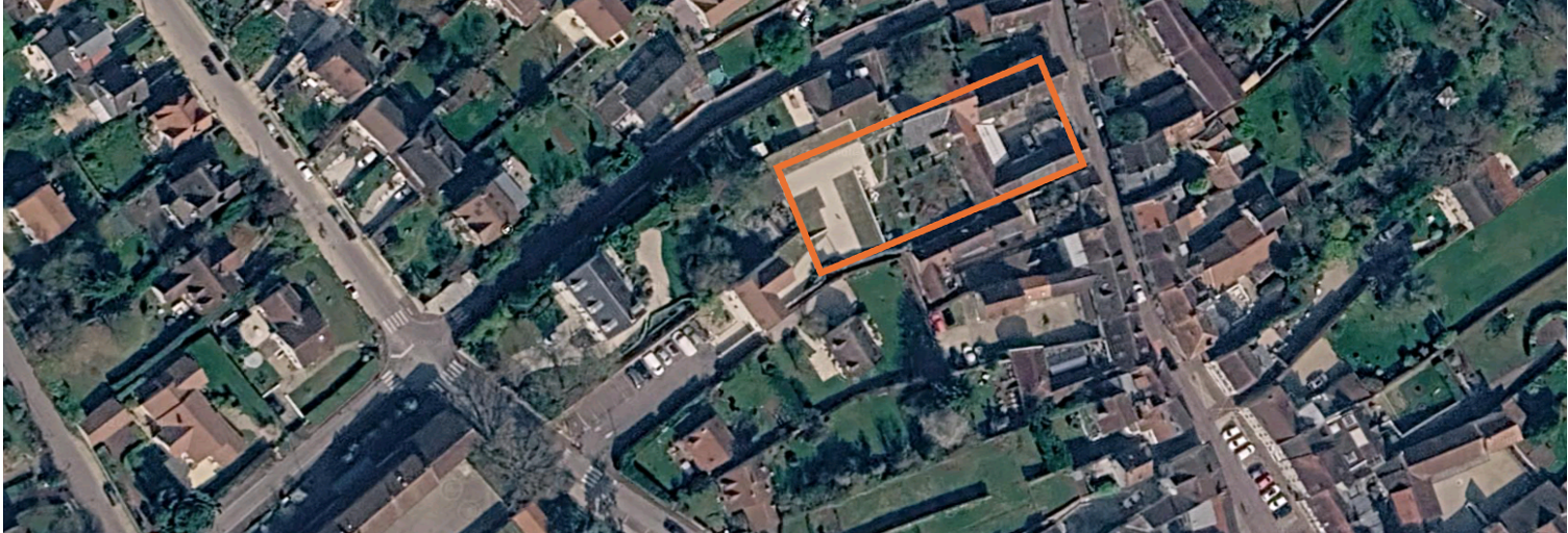 Immeuble  387 m² à vendre à Maule (78580)