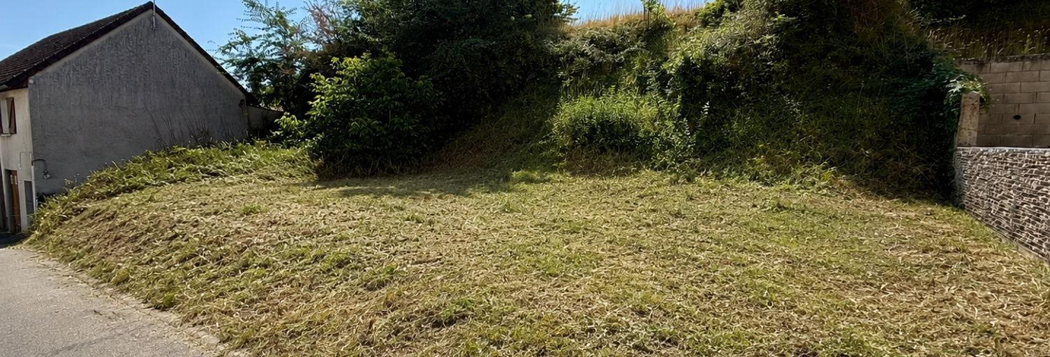 Terrain  608 m² à vendre à Saint-Denis-Lanneray (28200)
