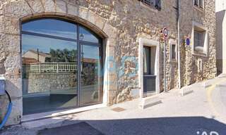 Bureau  68 m² à louer à Montauroux (83440)