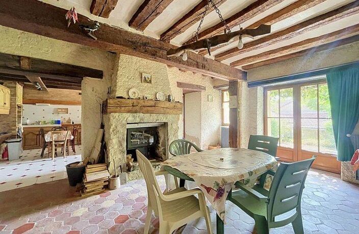 Maison en pierre de 6 pièces principales — photo 2