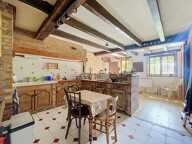 Maison en pierre de 6 pièces principales — photo 3