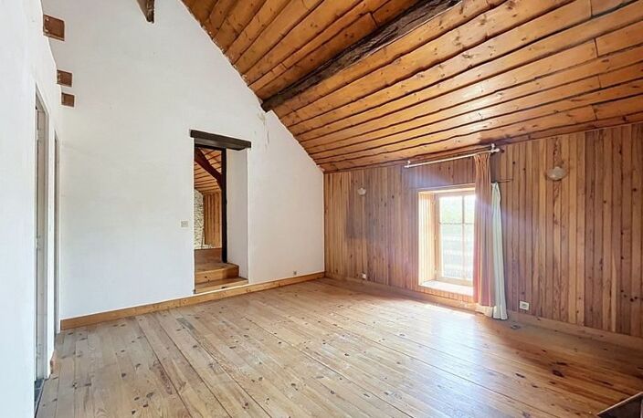 Maison en pierre de 6 pièces principales — photo 5