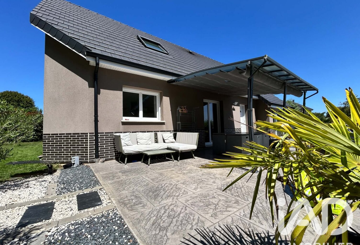 Vente Maison/villa 7 pièces — photo 1