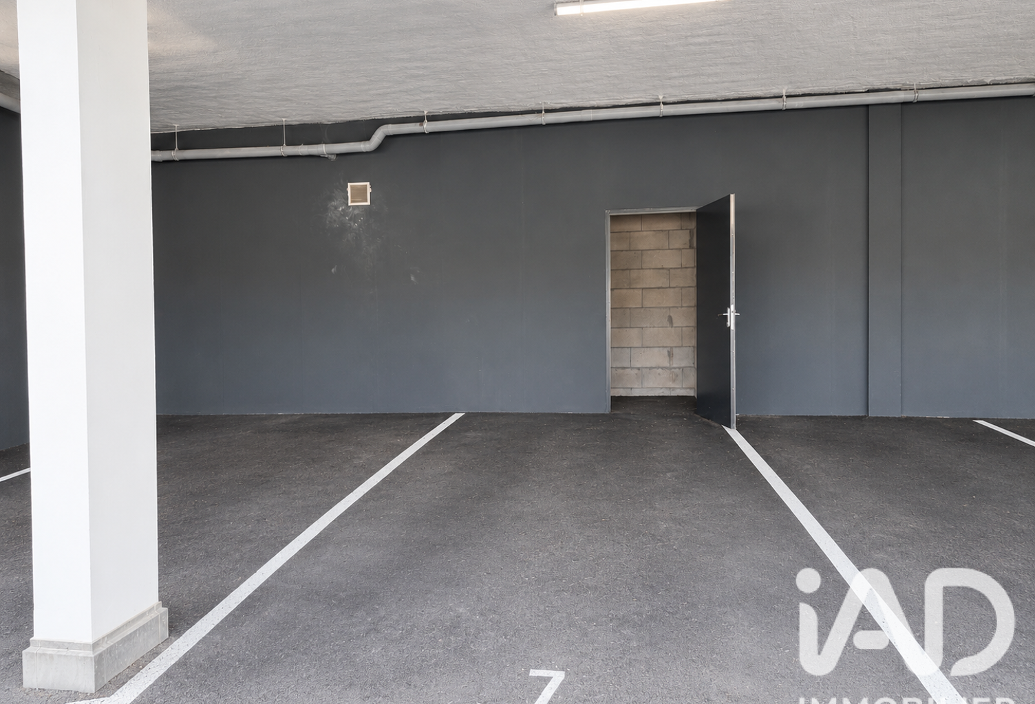 Vente Parking 13 m&sup2; — photo 1