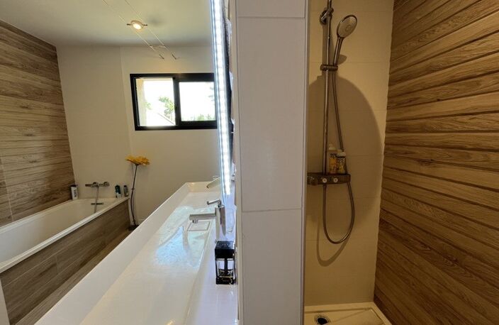 Contemporaine de 4 pièces principales — photo 5