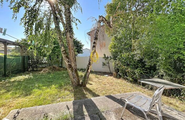 Vente maison 4 pièces 92 m² Cenon (33150) — photo 2