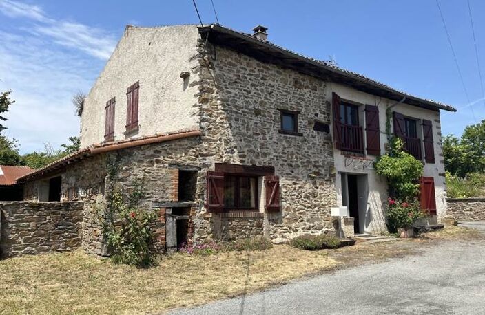 Maison en pierre de 3 pièces principales — photo 3