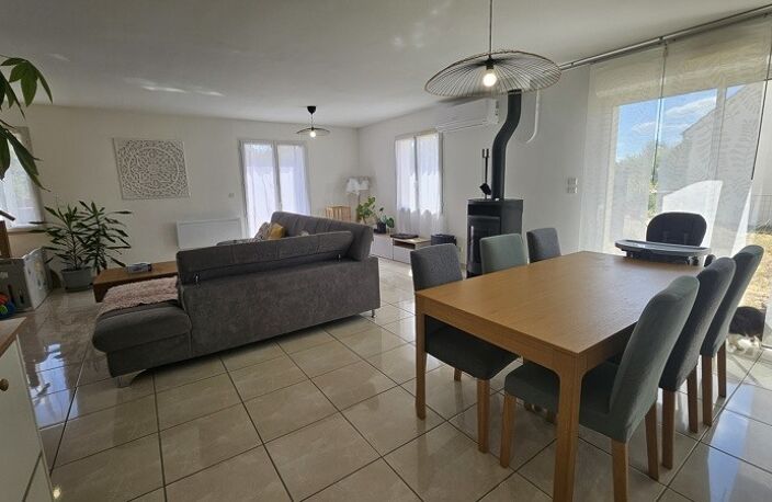 Contemporaine de 5 pièces principales — photo 2