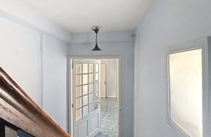 Maison de ville de 8 pièces principales — photo 4